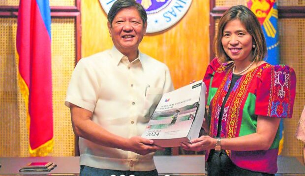 DBM submits 2024 national budget to Marcos.