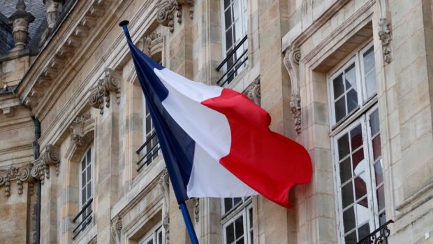 France says to expel 35 Russian diplomats